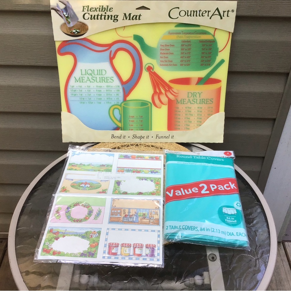 NIP CounterArt Cutting Mat, Country Labels, Plastic Table Covers + Gift!